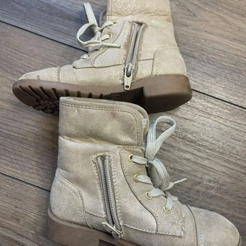 Maggie & Zoe Girls Gold Lace Up Faux Fur Lined Fold Over Boots Toddler Size‎ 11